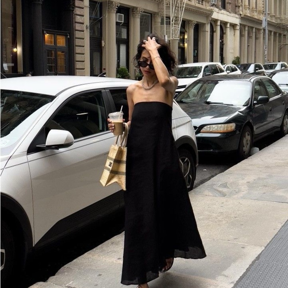 NWT Strapless Linen Banana Republic Midi Dress